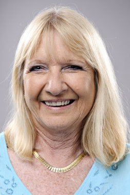 gülümseyen mutlu portre