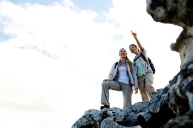 kaygısız yürüyüş kadınlar