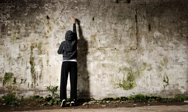 Graffiti-Jugendliche — Stockfoto