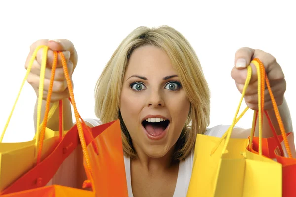 Bella ragazza con lo shopping — Foto Stock