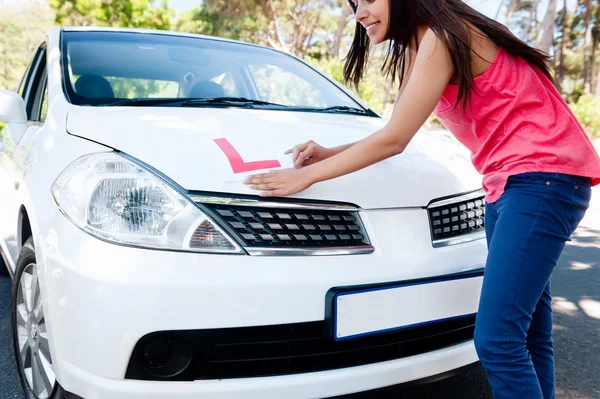 Motorista aprendiz feliz — Fotografia de Stock