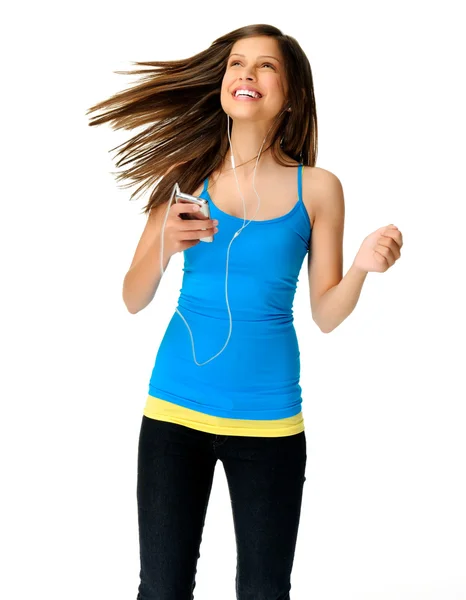 Vrouw dansen terwijl het luisteren muziek — Stockfoto