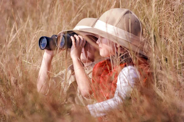 Spaß im Freien spielende Kinder — Stockfoto