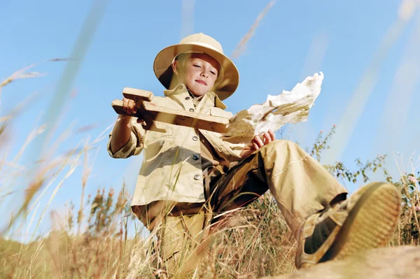 Adventure explorer child — Stock Photo, Image