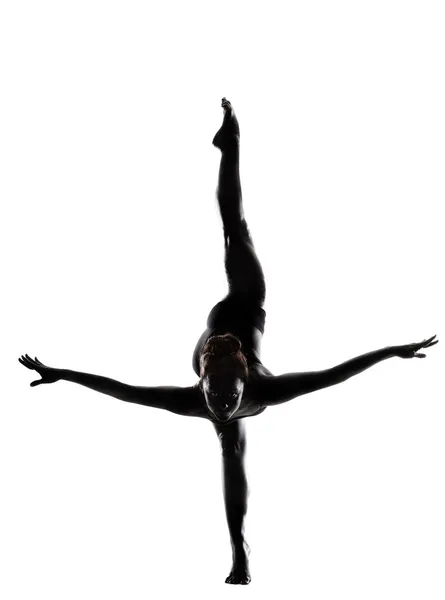 Körperbemalte Tänzerin — Stockfoto