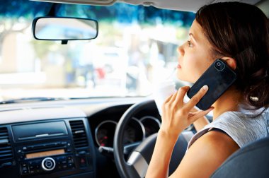 telefon kadın sürüş