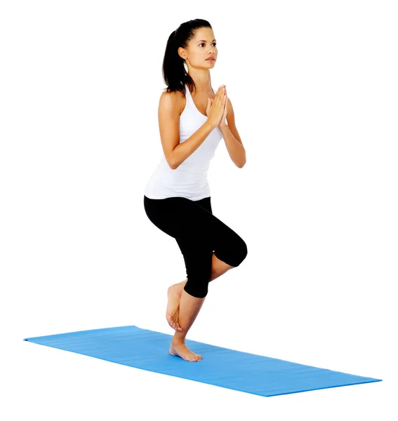Yoga-Adler-Pose — Stockfoto