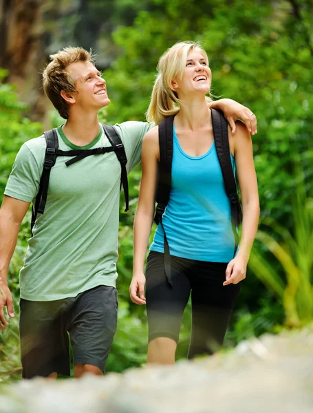 Happy outdoor couple — Stock Photo, Image