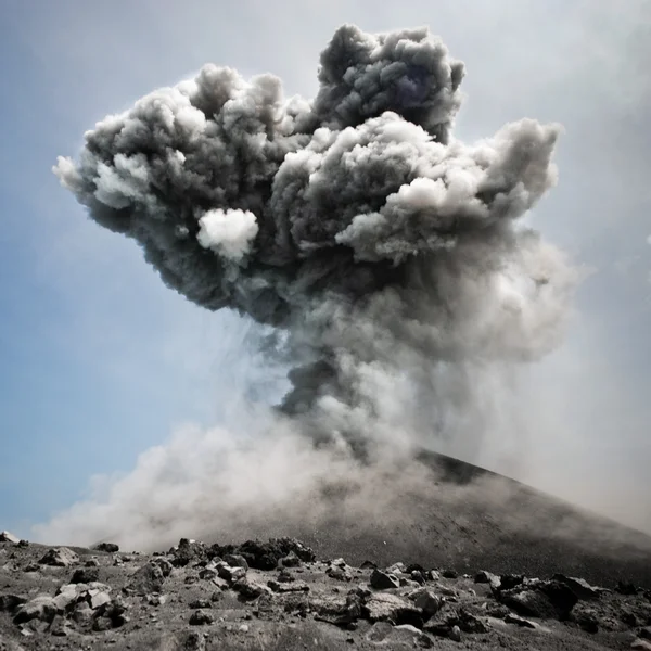 Erupción — Foto de Stock