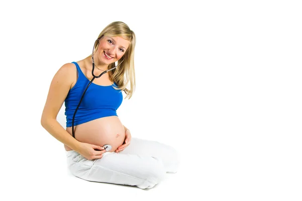 Těhotné ženy izolované na bílém — Stock fotografie