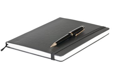 siyah bir defter ve kalem