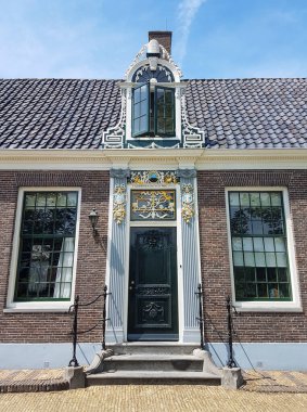 Hollanda 'daki Zaanse Schans' ın tarihi binaları