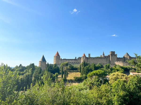 Ακρόπολη Της Carcassonne Δει Πάνω Από Αμπέλια Ενός Αμπελώνα Στη — Φωτογραφία Αρχείου