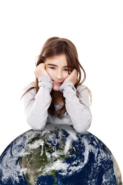 Ragazza con il pianeta terra — Foto Stock