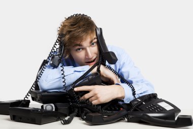 telefonların sarılmış