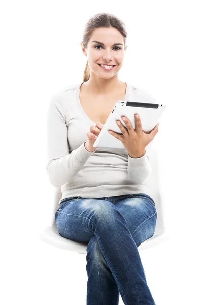 Vrouwelijke student met een Tablet PC — Stockfoto
