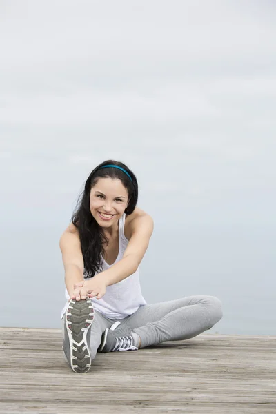 Woman doing exercises — Stock Photo, Image