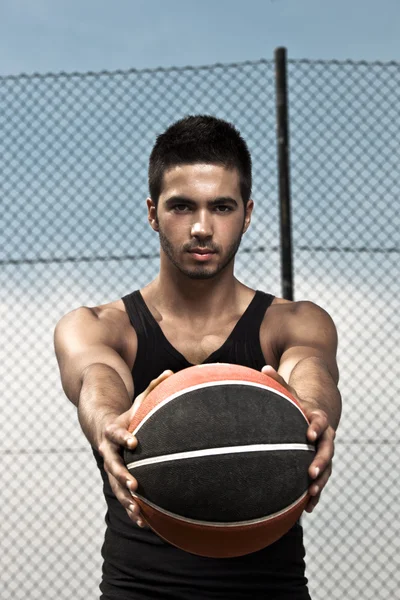 Jogador de basquetebol — Fotografia de Stock