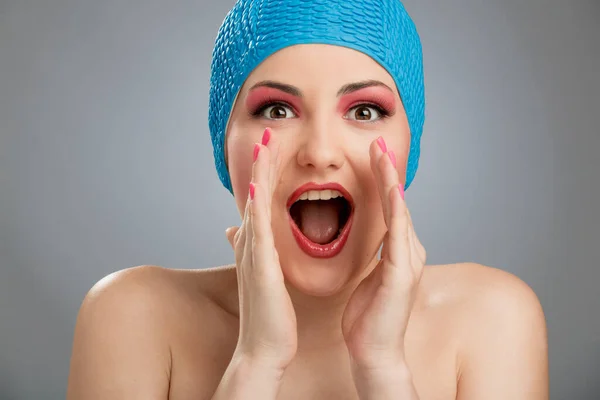 Funny Portrait Beautiful Woman Wearing Swim Cap — Zdjęcie stockowe
