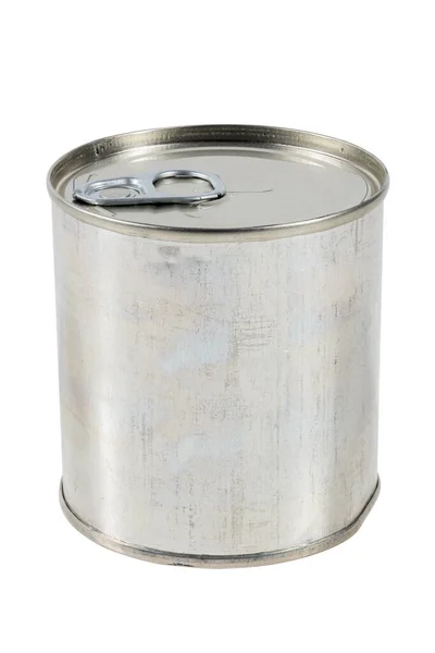 Uma lata com um anel de tração isolado no fundo branco — Fotografia de Stock
