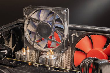 90 mm pc 'lik pervaneyi kalın toz tabakasıyla durdurdum.