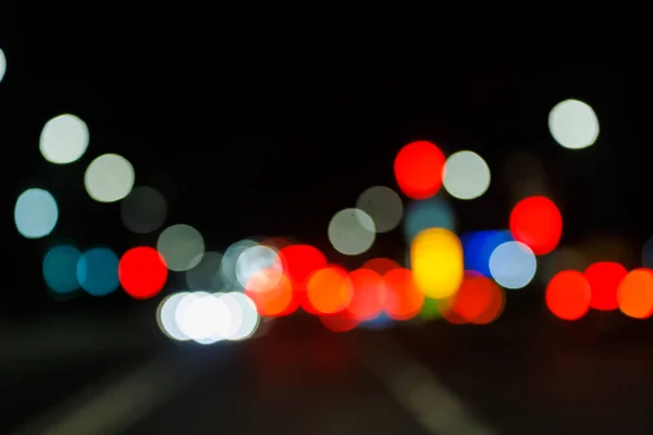 Defocused Night Street View Drivers Perspective Bokeh Blur Street Lights — Stockfoto