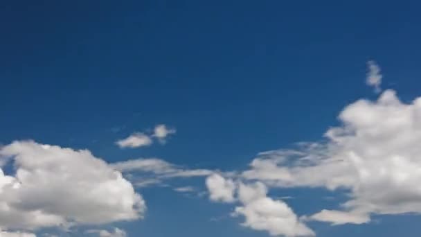 Mixed White Clouds Blue Sky Background Cloudscape Time Lapse Horizon — Stockvideo