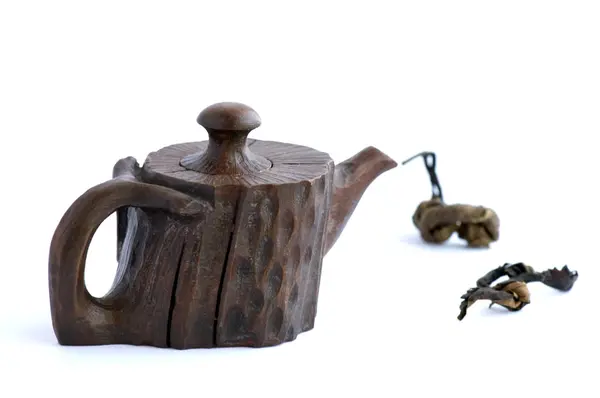 Китайский керамический чайник — стоковое фото