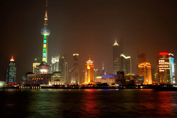 Panorama över shanghai pudong nattetid — Stockfoto