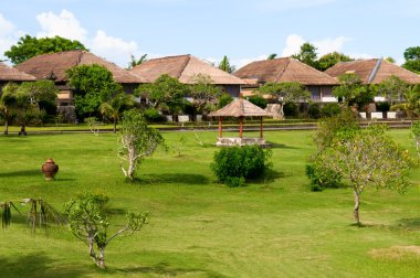 kulübe ve alanın üzerinde villa