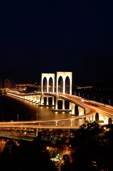 マカオの橋の夜の風景 — ストック写真