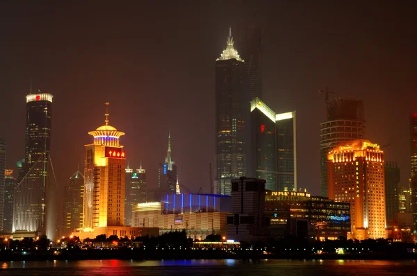 Panorama de Shanghai Pudong à noite — Fotografia de Stock