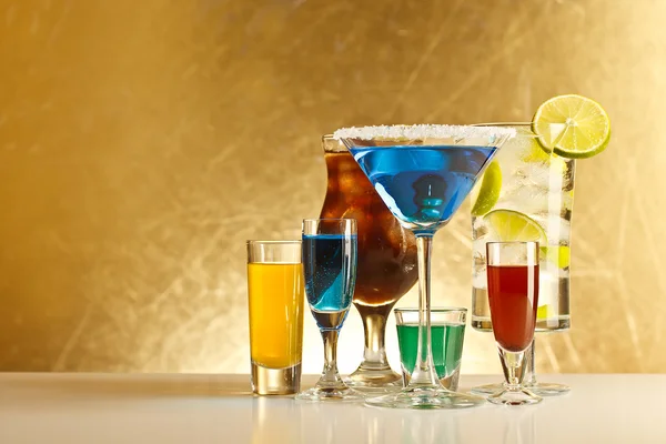 Cocktails met alcohol — Stockfoto