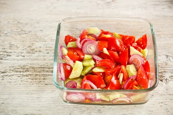 Čerstvé rajčatový salát — Stock fotografie
