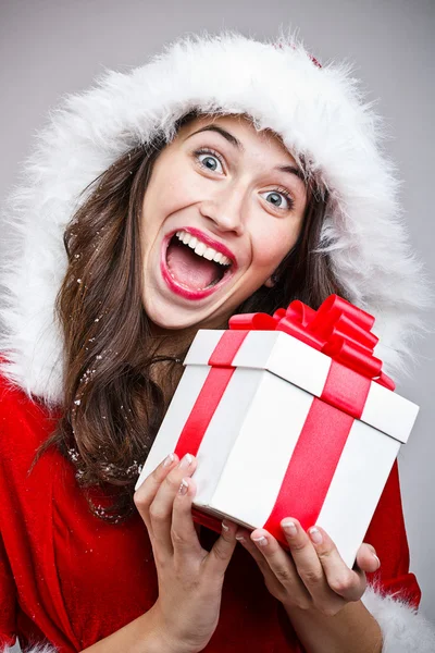 Mulher em roupas de Papai Noel — Fotografia de Stock