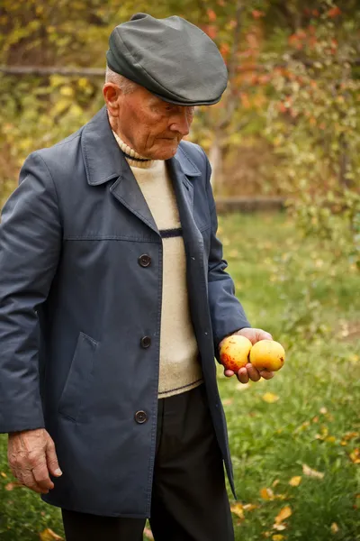 Yaşlı adam — Stok fotoğraf