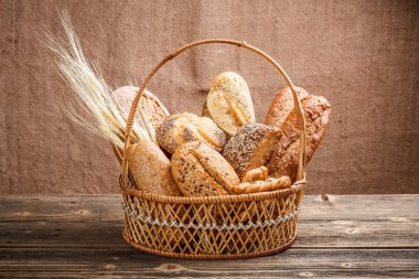 ekmek ve rulolar kompozisyonu