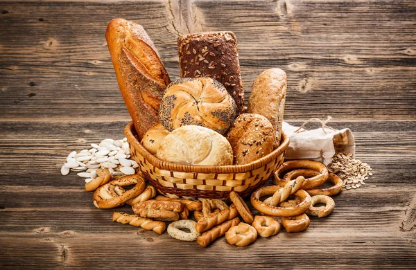 Brot und Brötchen — Stockfoto