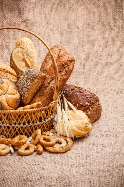 galleta secaçeşitli ekmek sepeti