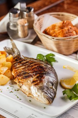 dorado balığı ızgara