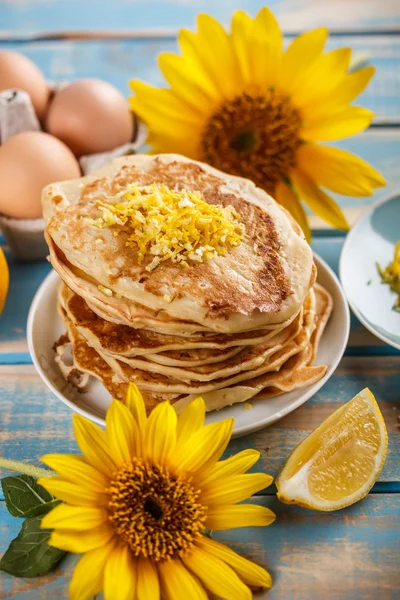 Frittelle con limone — Foto Stock