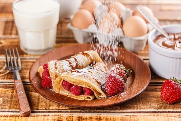 Fruit filled pancakes — Stock fotografie