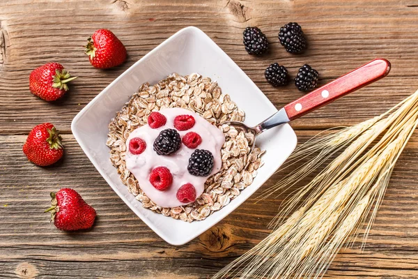 Tigela de muesli — Fotografia de Stock