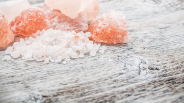 Himalayan pink crystal salt clipart
