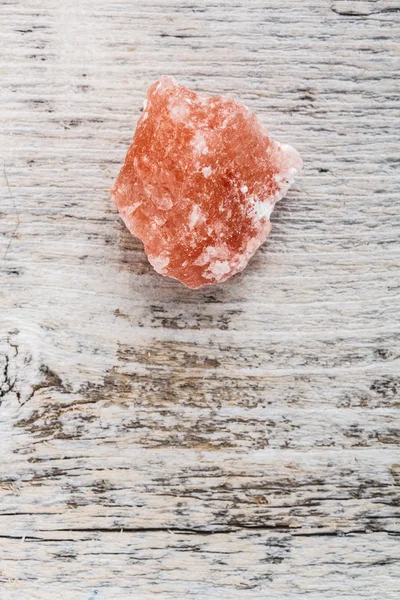 喜马拉雅粉红水晶盐 — 图库照片