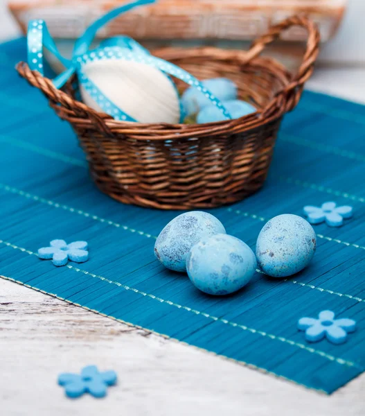 Huevos azules de Pascua —  Fotos de Stock