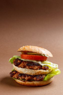 büyük hamburger