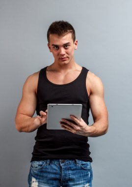 Tabletli adam