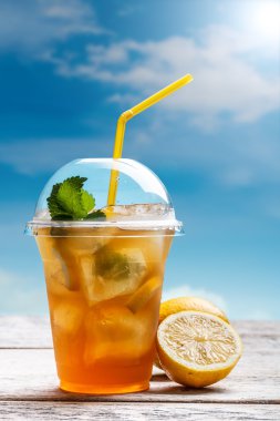 Limonlu buzlu çay