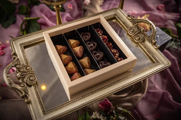 Χειροποίητη Πραλίνα Σοκολάτας Κουτί Νόστιμες Καραμέλες — Φωτογραφία Αρχείου